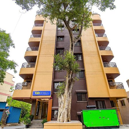 Fabhotel Gaurav Galaxy Poona Buitenkant foto