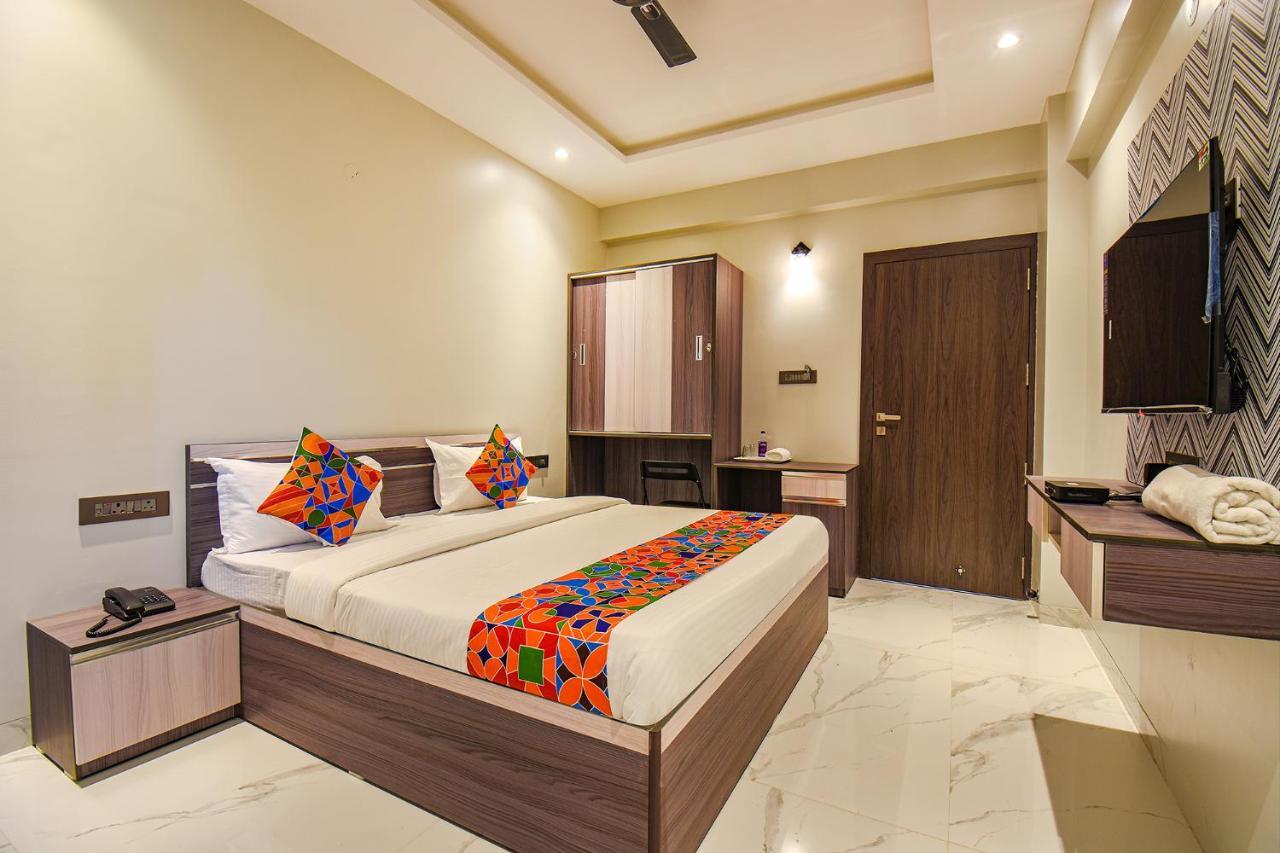 Fabhotel Gaurav Galaxy Poona Buitenkant foto